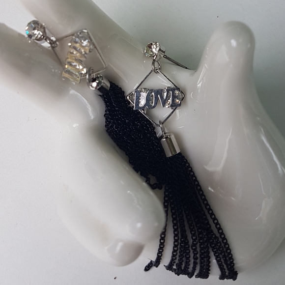 🖤⛓ Love Chains Earrings - Picture 4 of 5